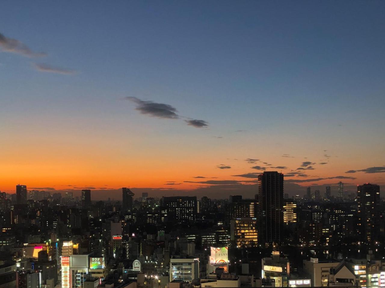 Hotel Crown Hills Ueno Premier Tokyo prefektur Exteriör bild